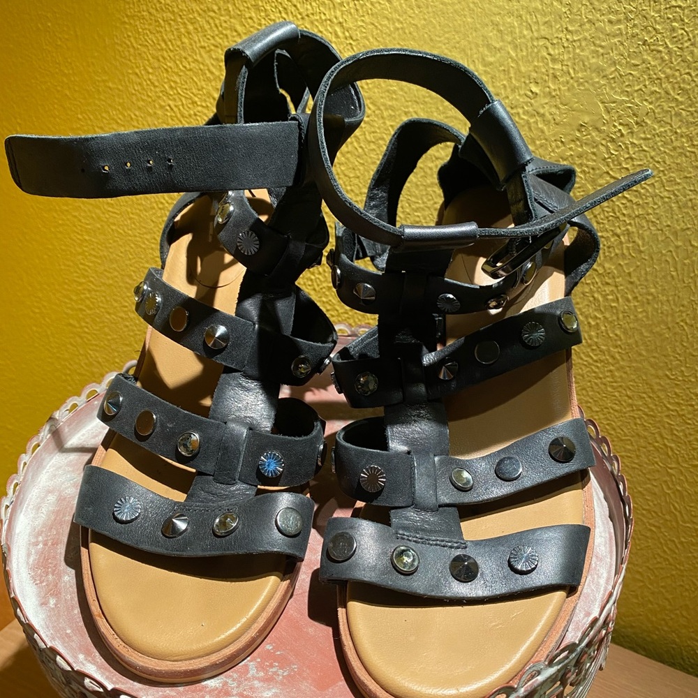 UGG Gladiator Sandals